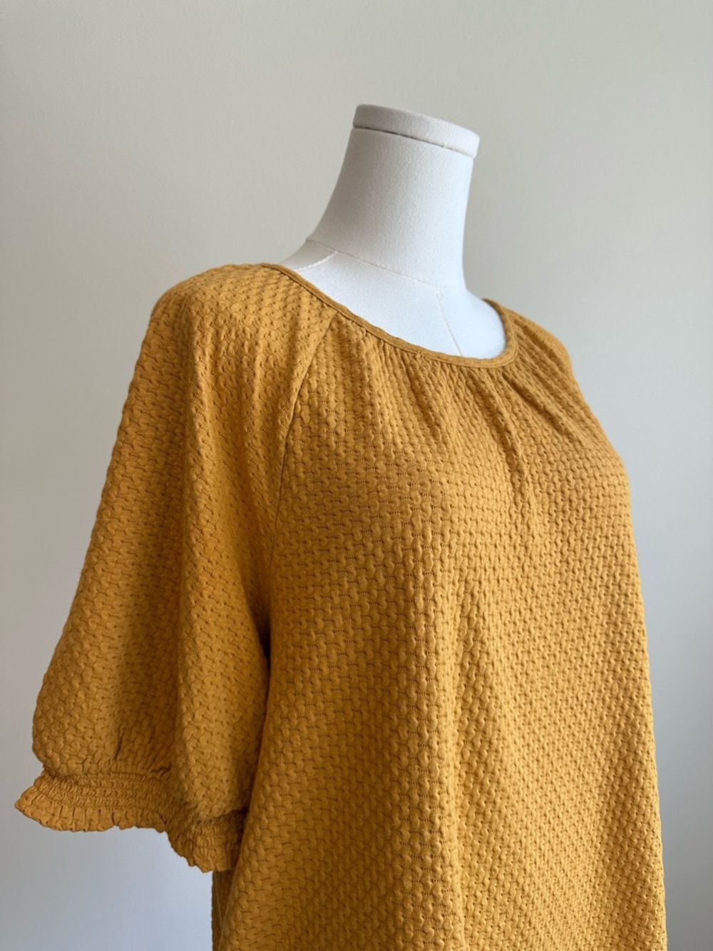 LOFT Mustard Textured Puff-Sleeve Tunic Half-Sleeve Shirt | SIZE XL - Picture 3 of 9